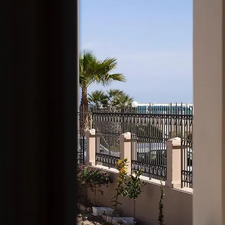 Dimora Nilu' Pensión *